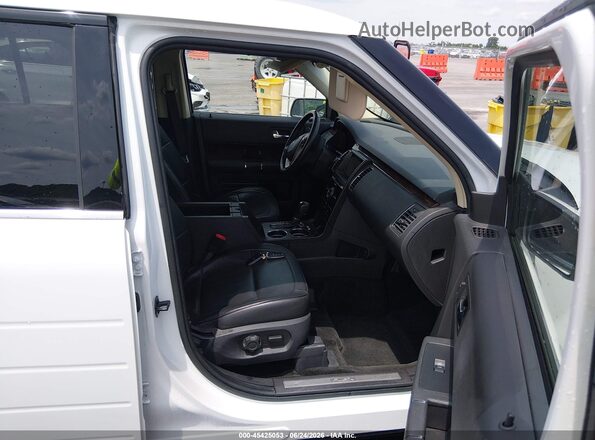 2FMHK6D85HBA07208 2017 FORD FLEX White წინა სალონის ხედი