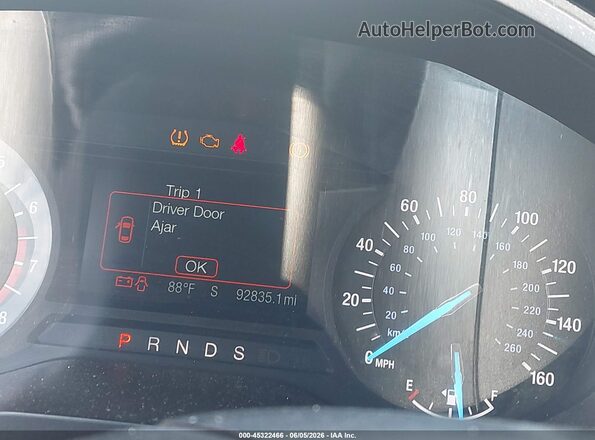 2FMPK3G90HBB87325 2017 FORD EDGE Gray Հետևի նստատեղերի տեսք