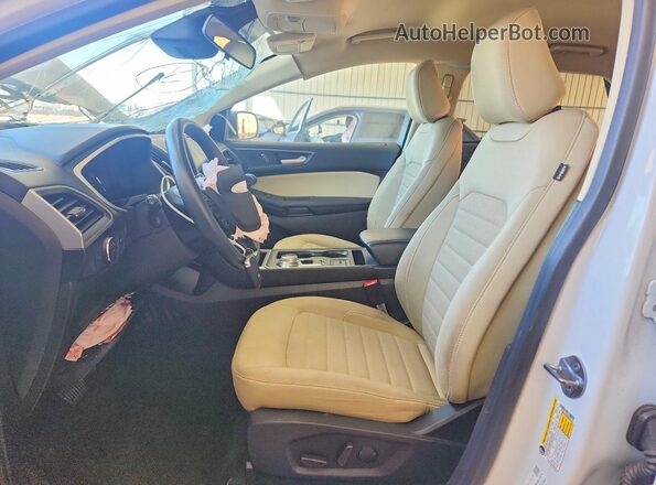 2FMPK3G95MBA22512 2021 FORD EDGE Белый Вид салона спереди