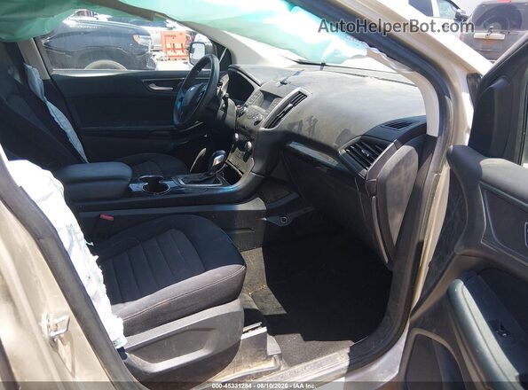 2FMPK3G98JBB32224 2018 FORD EDGE Beige Front interior view