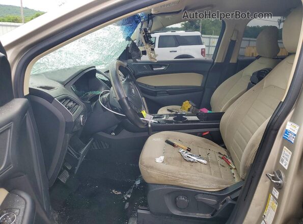 2FMPK3G9XHBC07497 2017 FORD EDGE Cream Front interior view