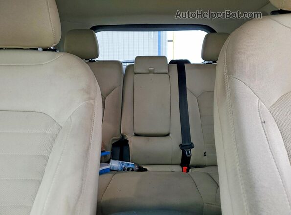 2FMPK3G9XHBC07497 2017 FORD EDGE Cream Rear seats view