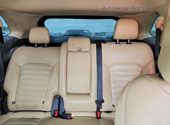 2FMPK3J85JBC37304 2018 FORD EDGE Red უკანა სავარძლების ხედი