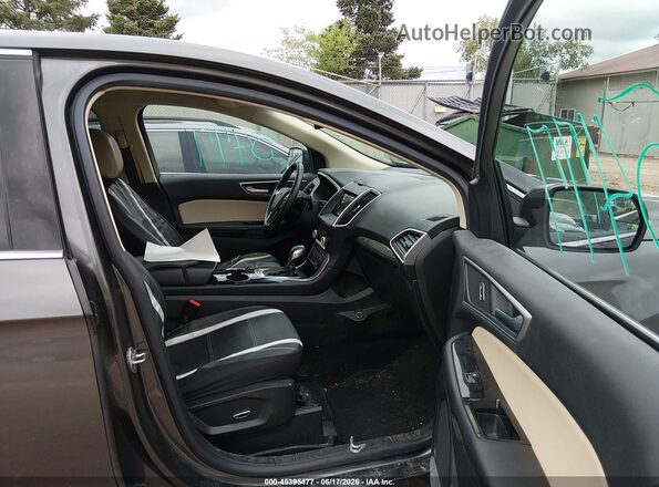 2FMPK3J86JBC38431 2018 FORD EDGE Gray Front interior view