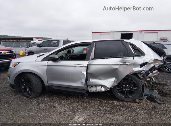 2FMPK3J88JBB10059 2018 FORD EDGE Silver Rear interior view