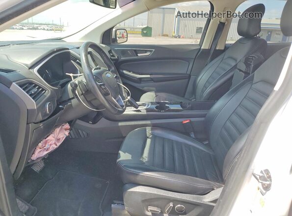 2FMPK3J90JBC37090 2018 FORD EDGE White Widok wnętrza z przodu