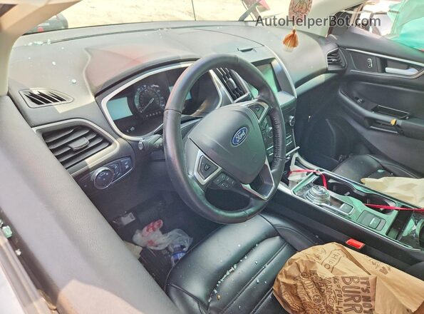 2FMPK3J90KBC62055 2019 FORD EDGE Красный Вид панели приборов