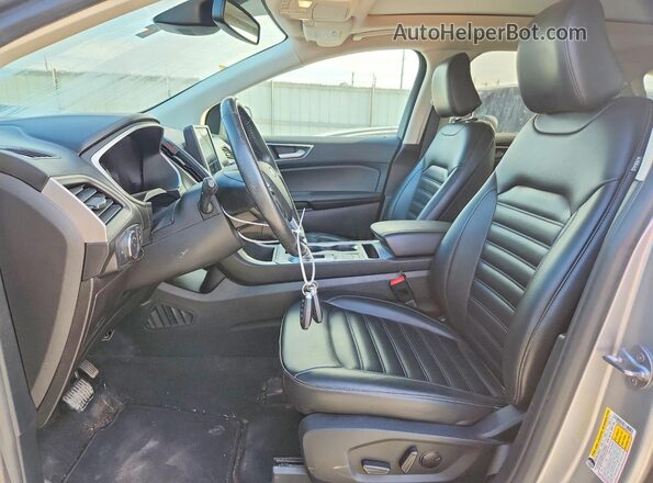 2FMPK3J90MBA05190 2021 FORD EDGE Silver Front interior view