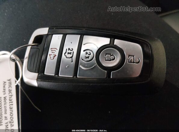 2FMPK3J91LBA49214 2020 FORD EDGE Gold Widok deski rozdzielczej