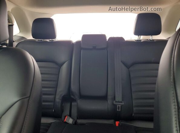 2FMPK3J97KBB36470 2019 FORD EDGE Серебряный Вид задних сидений