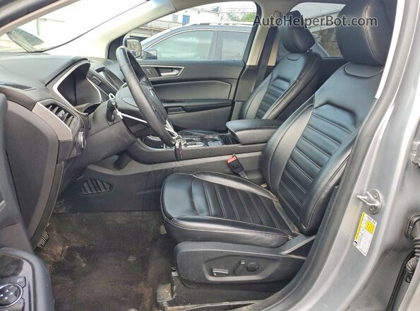2FMPK3J97LBA19702 2020 FORD EDGE Silver Front interior view