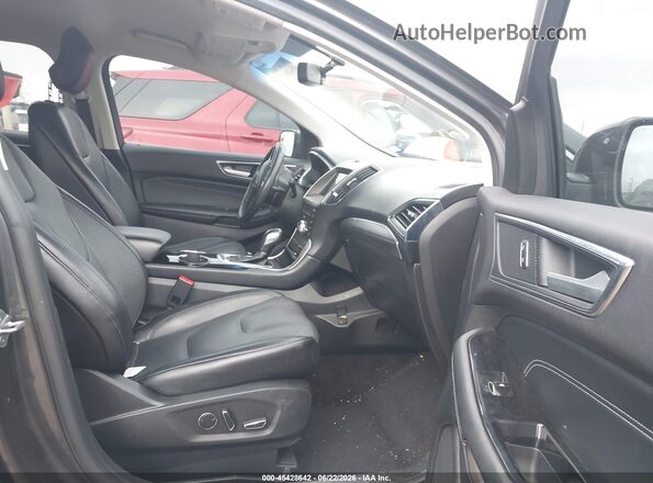 2FMPK3K82JBC15159 2018 FORD EDGE Gray Front interior view