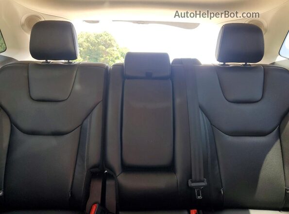2FMPK3K91LBB65060 2020 FORD EDGE Red Rear seats view