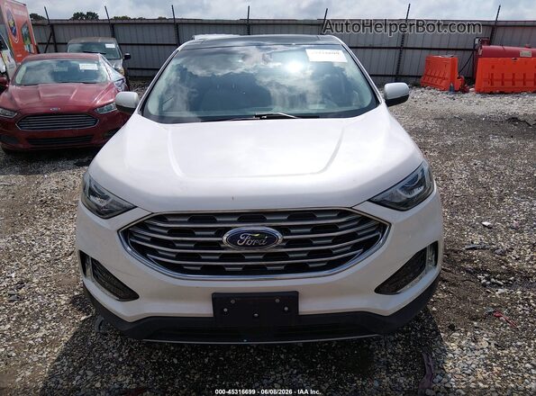 2FMPK3K92KBB22068 2019 FORD EDGE Белый Вид щитка приборов