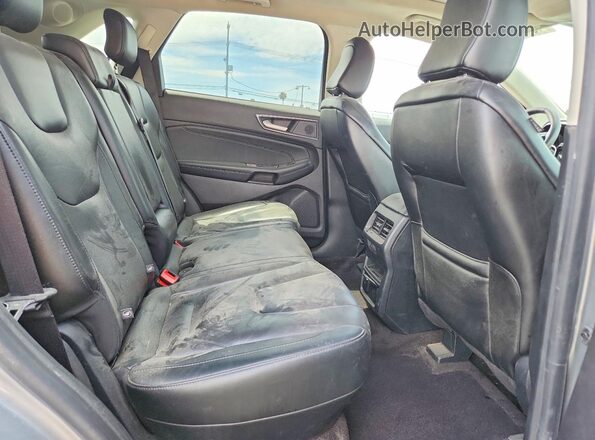 2FMPK3K94LBB24387 2020 FORD EDGE Silver Widok wnętrza z tyłu