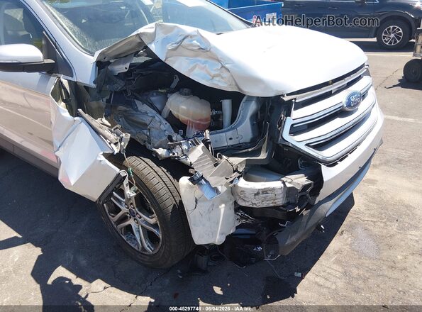 2FMPK3K9XHBB98663 2017 FORD EDGE Silver Widok z przodu