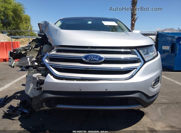2FMPK3K9XHBB98663 2017 FORD EDGE Silver Widok wnętrza z tyłu