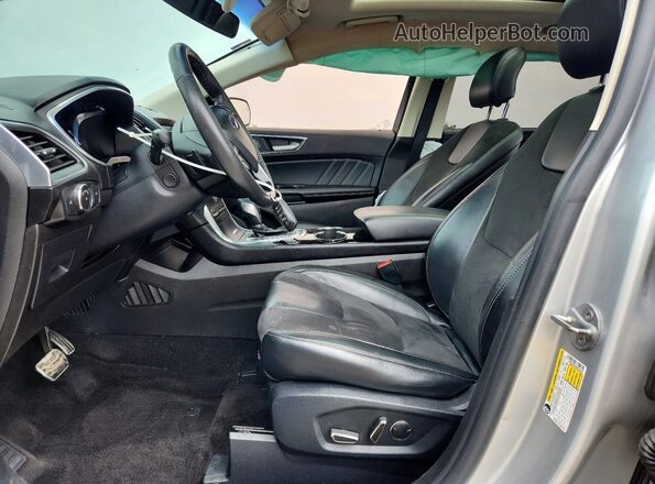2FMPK4AP0HBC25438 2017 FORD EDGE Silver Front interior view