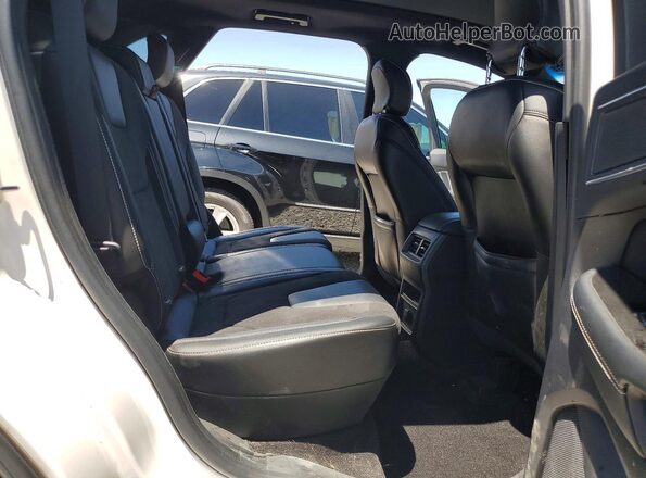2FMPK4AP9KBC21900 2019 FORD EDGE White უკანა სალონის ხედი