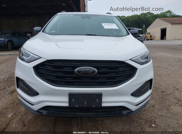 2FMPK4G95RBA48542 2024 FORD EDGE White Widok wnętrza z tyłu