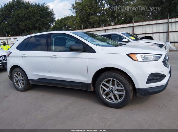 2FMPK4G96NBA43554 2022 FORD EDGE White Widok wnętrza z tyłu