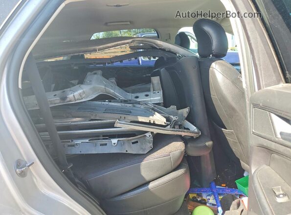 2FMPK4G97KBB49555 2019 FORD EDGE Silver Widok tylnych siedzeń