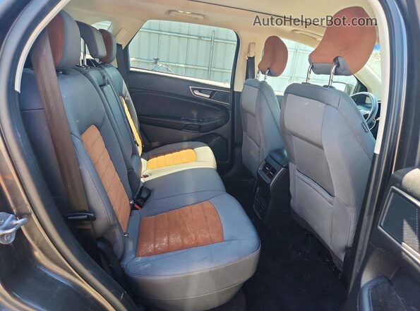 2FMPK4J80JBB66552 2018 FORD EDGE Gray Rear interior view