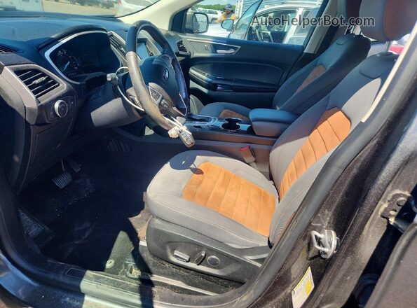 2FMPK4J80JBB66552 2018 FORD EDGE Gray Front interior view