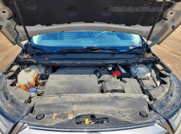 2FMPK4J86JBB49657 2018 FORD EDGE Золотой Вид задней части салона