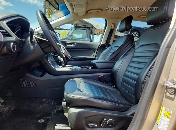 2FMPK4J86JBB49657 2018 FORD EDGE Золотой Вид салона спереди