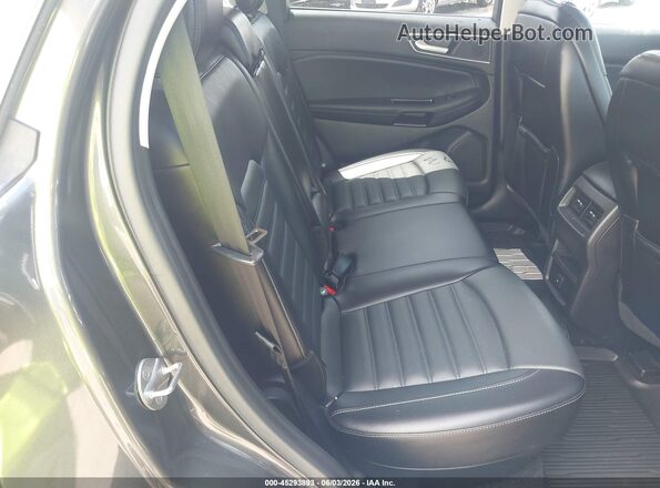 2FMPK4J89JBB23747 2018 FORD EDGE Gray Widok naklejki z numerem VIN