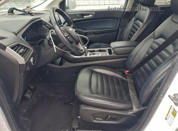 2FMPK4J90PBA38698 2023 FORD EDGE White Вид салону спереду