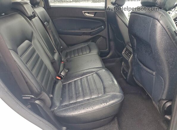 2FMPK4J90PBA38698 2023 FORD EDGE White Вид задньої частини салону