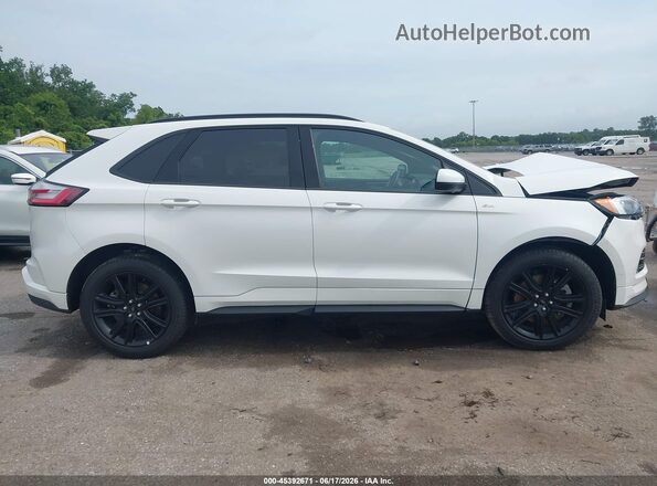 2FMPK4J93PBA11835 2023 FORD EDGE White Vista interior trasera