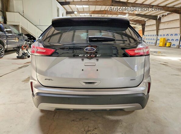 2FMPK4J93RBA77174 2024 FORD EDGE Silver Հետևի տեսք