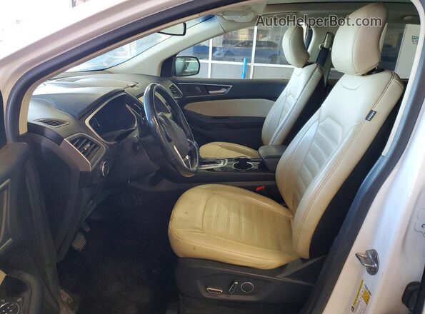 2FMPK4J94HBC16615 2017 FORD EDGE White Вид салону спереду