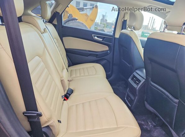 2FMPK4J94HBC33740 2017 FORD EDGE Gray Rear seats view