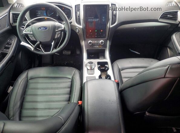 2FMPK4J94RBA33989 2024 FORD EDGE Красный Вид панели приборов