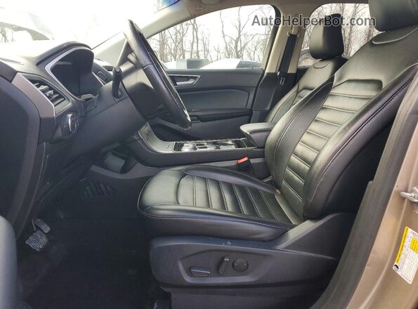 2FMPK4J95LBB08660 2020 FORD EDGE Beige Вид салону спереду