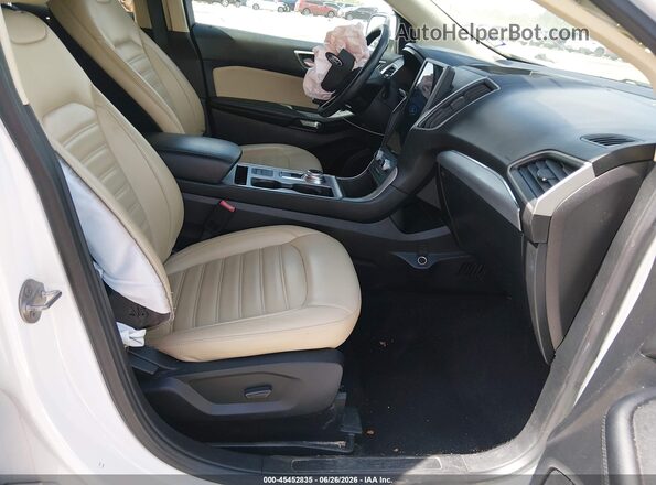 2FMPK4J95NBA32506 2022 FORD EDGE White Front interior view