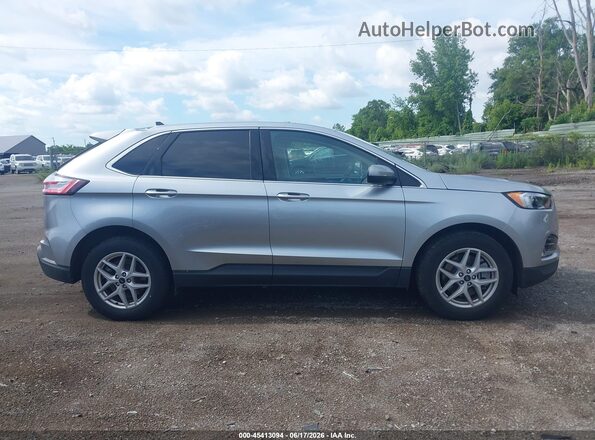 2FMPK4J98RBB16843 2024 FORD EDGE Silver Rear interior view