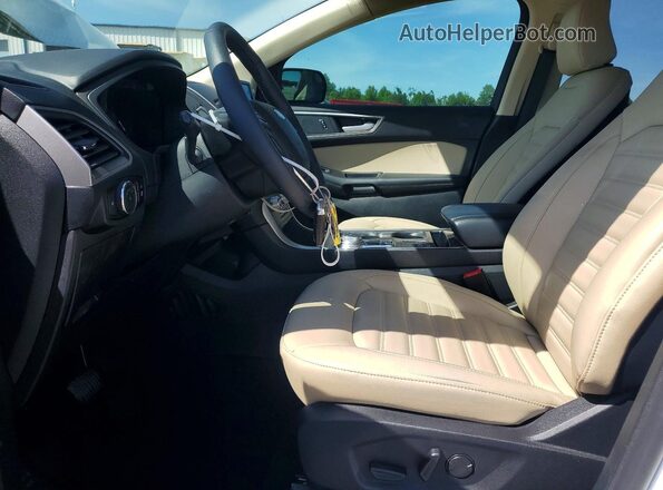 2FMPK4J99RBA42686 2024 FORD EDGE White Widok wnętrza z przodu