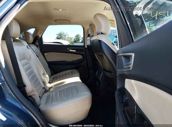 2FMPK4J9XJBC39970 2018 FORD EDGE Blue Widok naklejki z numerem VIN