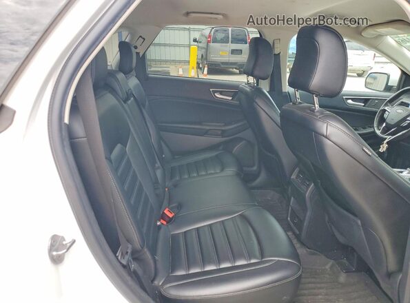 2FMPK4J9XNBA39337 2022 FORD EDGE White უკანა სალონის ხედი