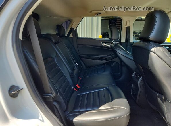 2FMPK4J9XNBA53500 2022 FORD EDGE White Vista interior trasera