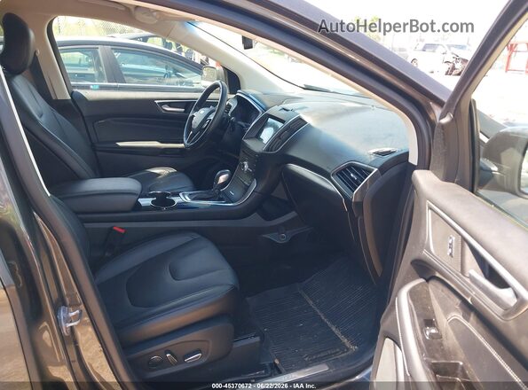 2FMPK4K8XJBB37106 2018 FORD EDGE Gray Front interior view