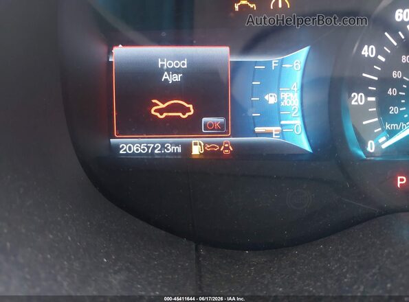 2FMPK4K90HBB05560 2017 FORD EDGE Silver 