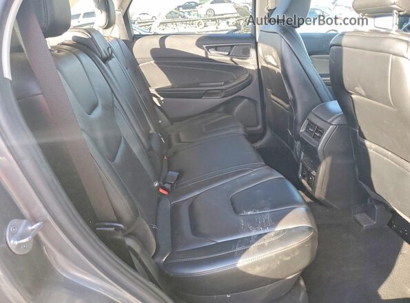 2FMPK4K90NBA45470 2022 FORD EDGE Gray Vista interior trasera