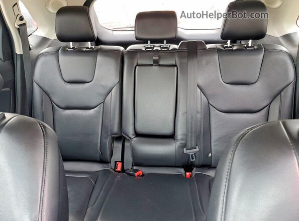 2FMPK4K94NBA09636 2022 FORD EDGE Silver Vista de los asientos traseros