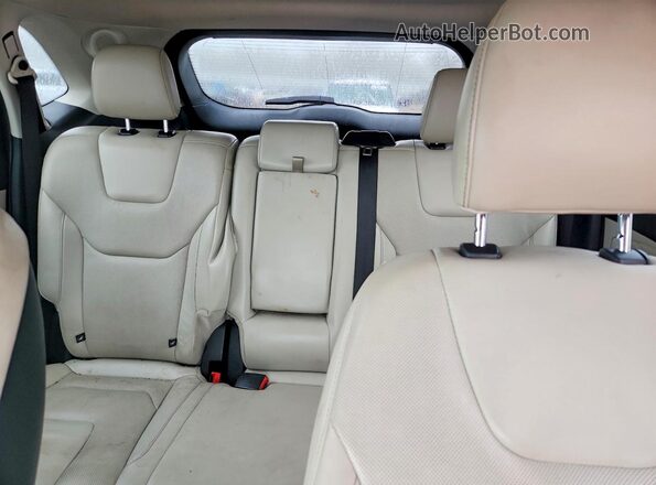 2FMPK4K96KBB30826 2019 FORD EDGE White უკანა სავარძლების ხედი